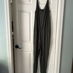 GAP jumpsuit size large/olive green